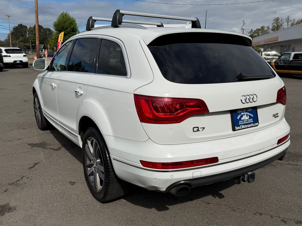 2015 Audi Q7 Image 17