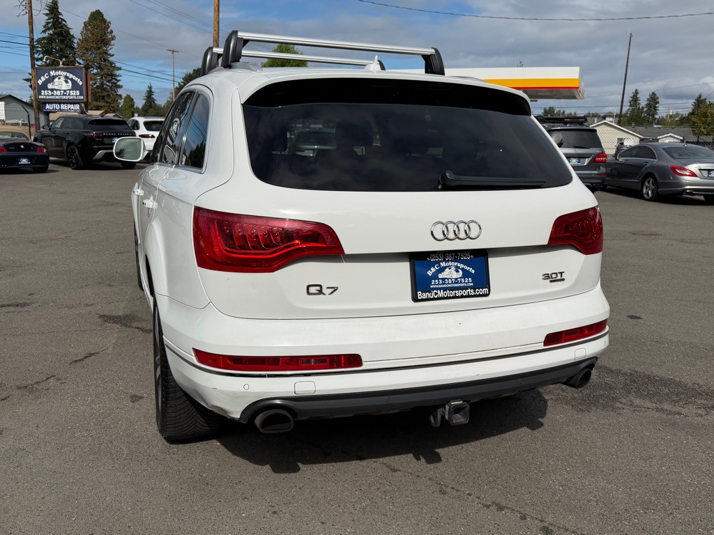 2015 Audi Q7 Image 20