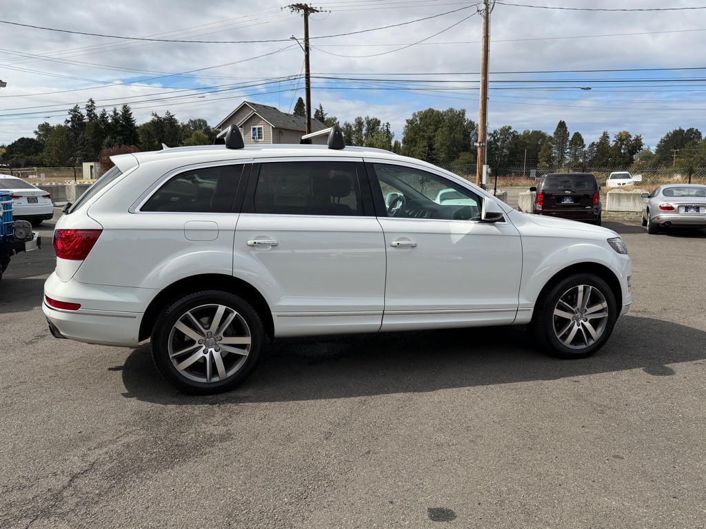 2015 Audi Q7 Image 32