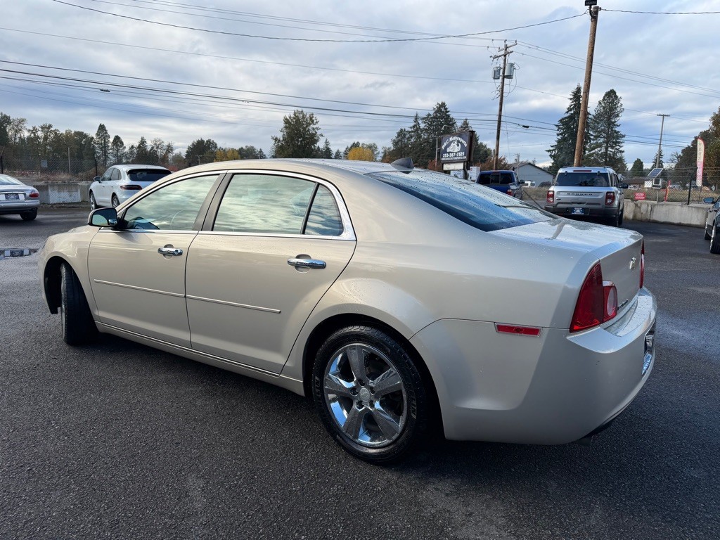 2012 Chevrolet Malibu Image 3