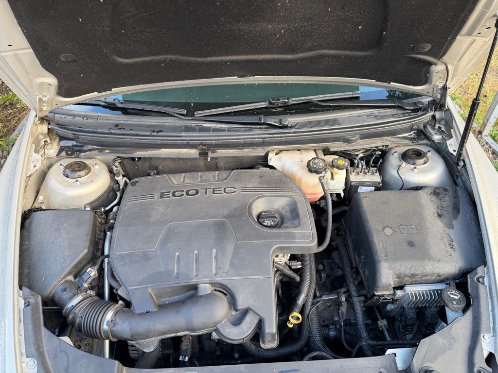 2012 Chevrolet Malibu Image 12