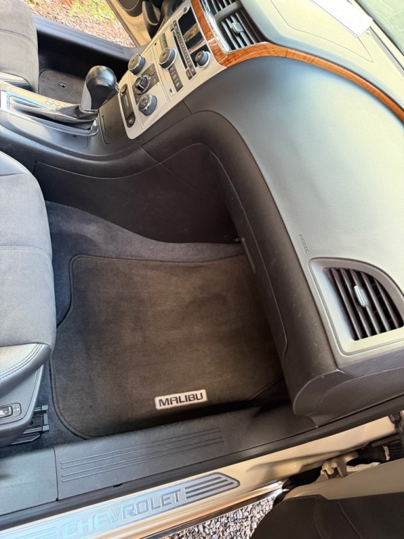 2012 Chevrolet Malibu Image 18