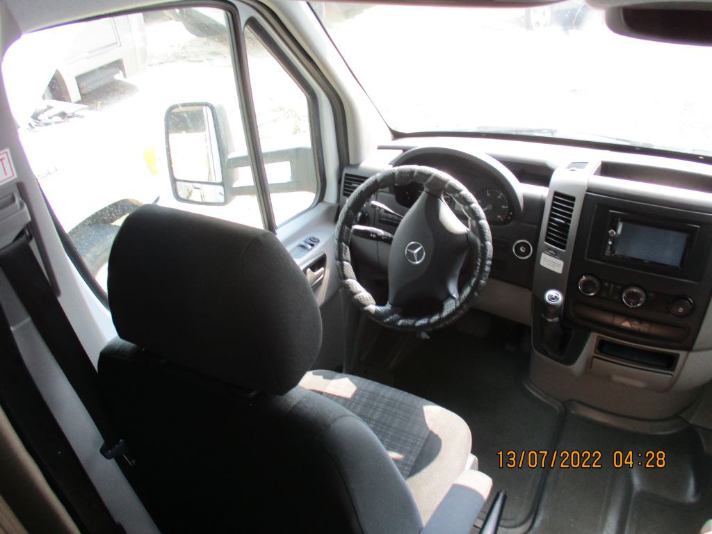 2016 Mercedes-Benz Sprinter Image 5