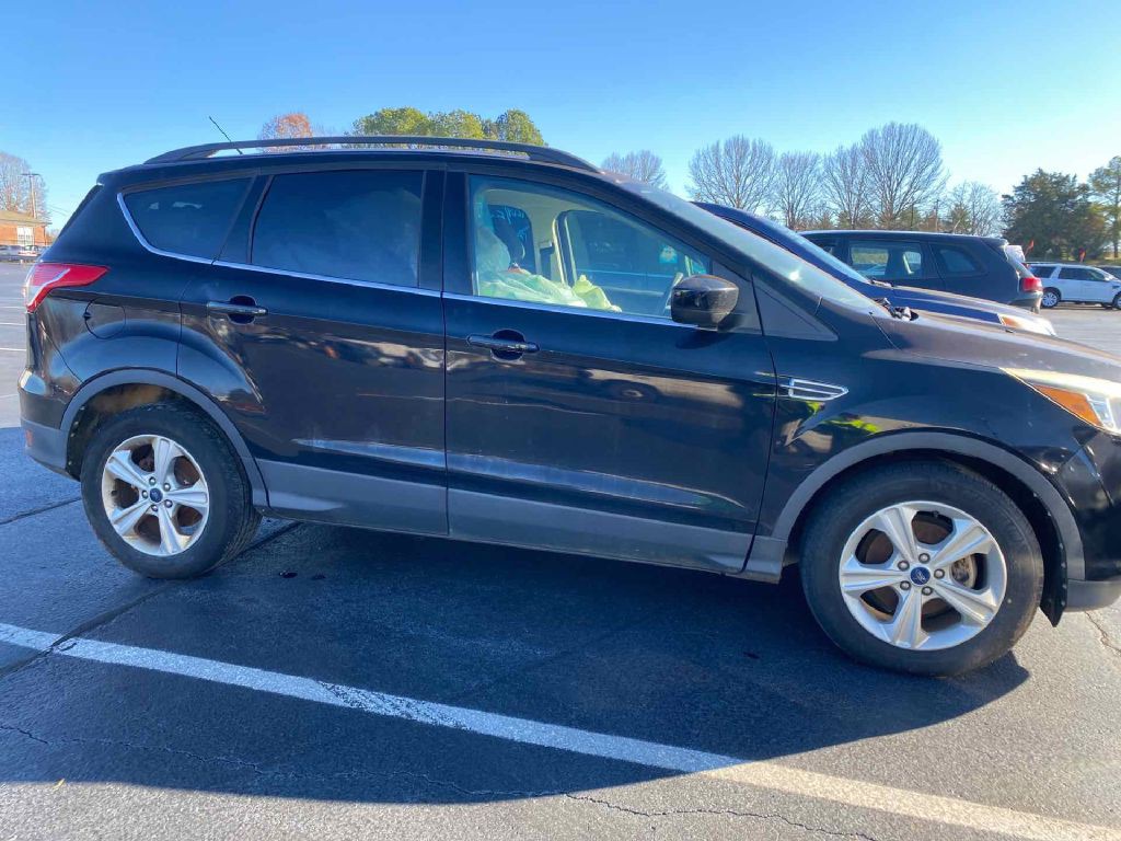2016 Ford Escape Image 2