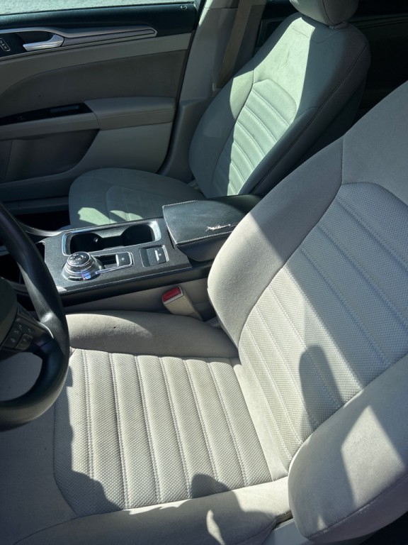 2019 Ford Fusion Image 6