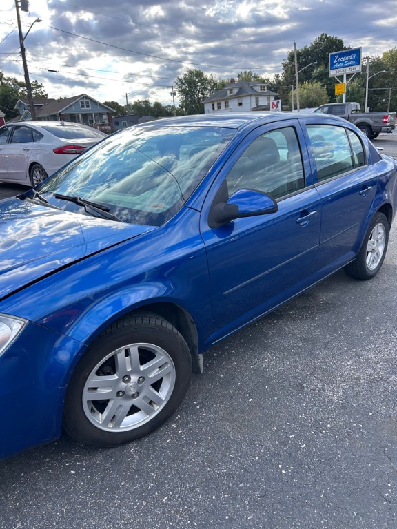 2005 Chevrolet Cobalt Image 2