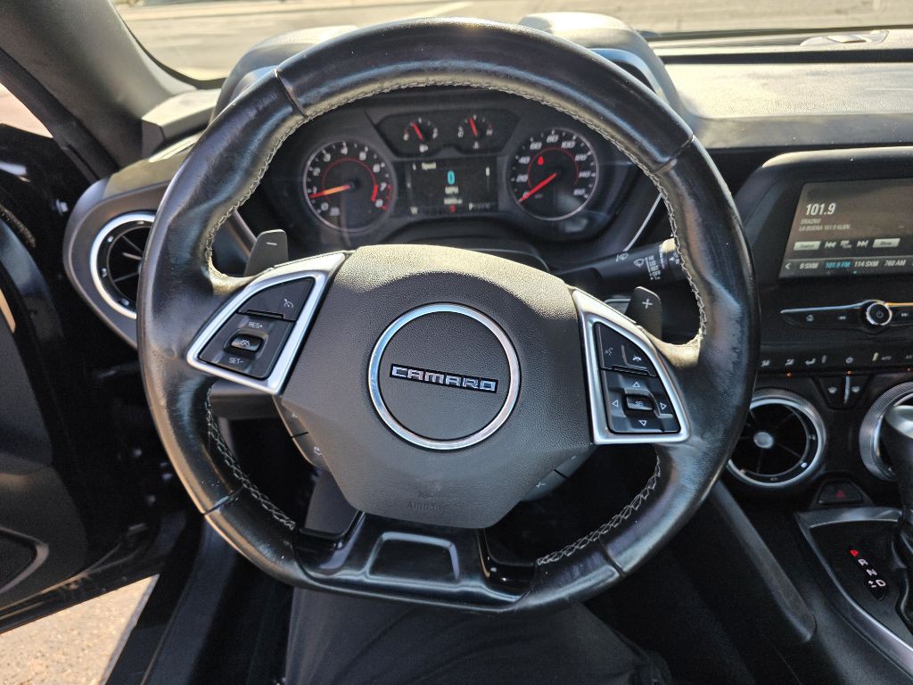 2018 Chevrolet Camaro Image 13