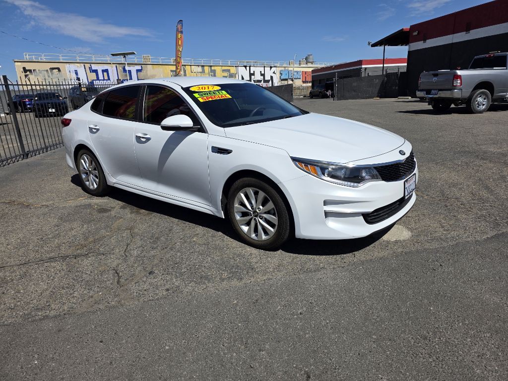 2017 Kia Optima Image 5