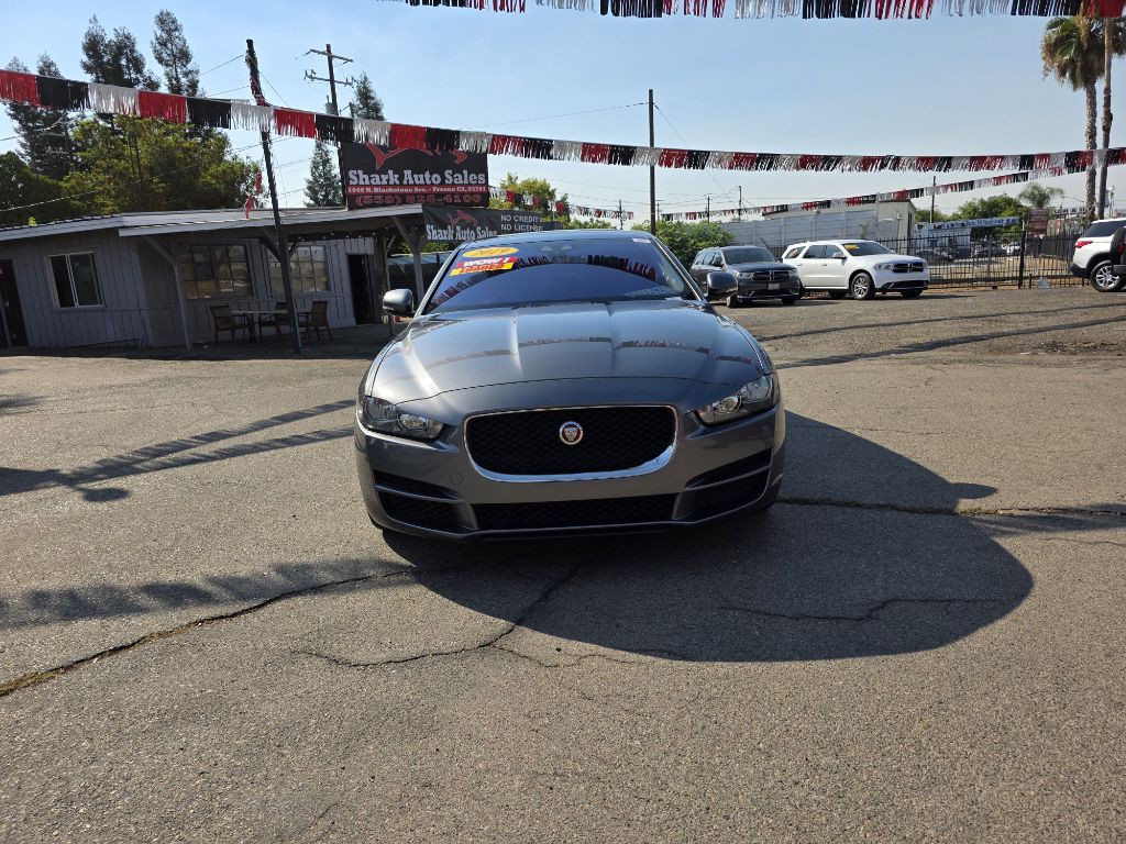 2019 Jaguar XE Image 2