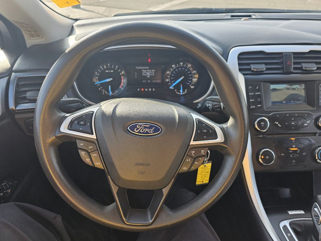 2016 Ford Fusion Image 13
