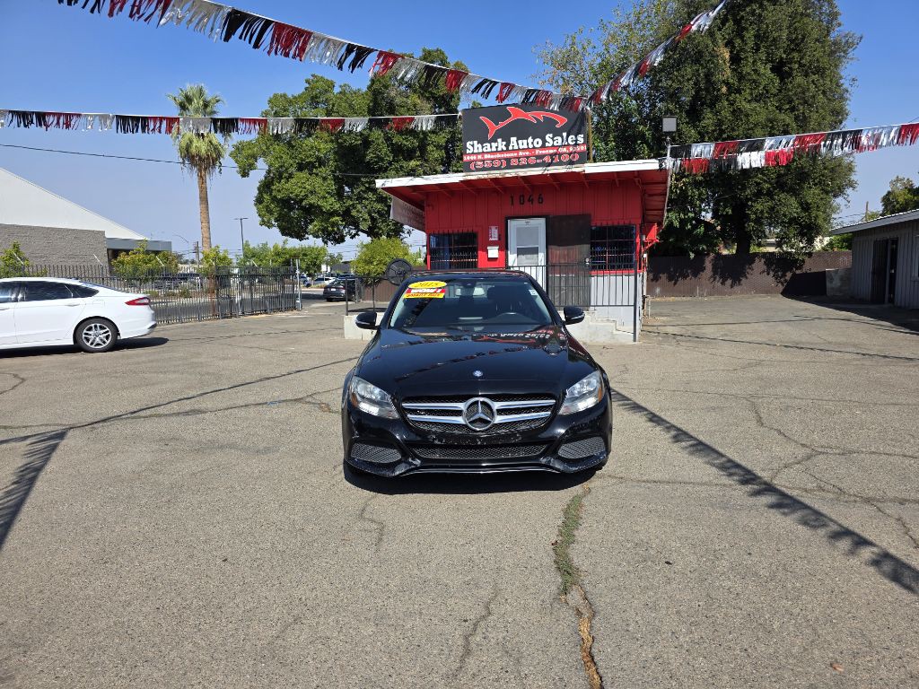 2015 Mercedes-Benz C-Class Image 2