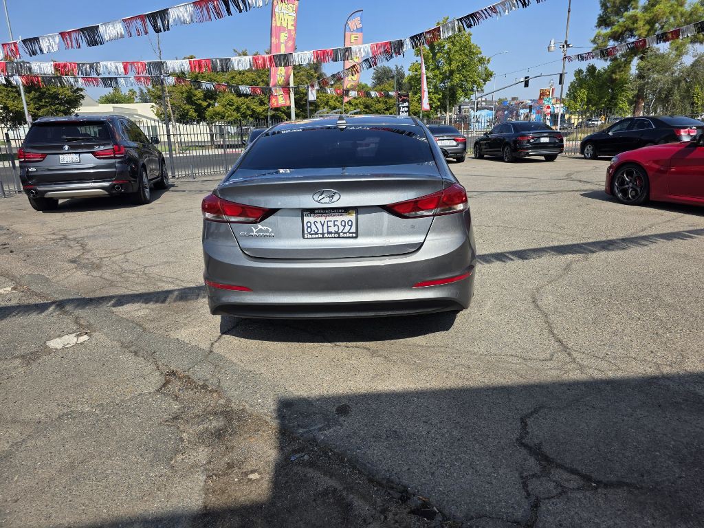 2018 Hyundai Elantra Image 5