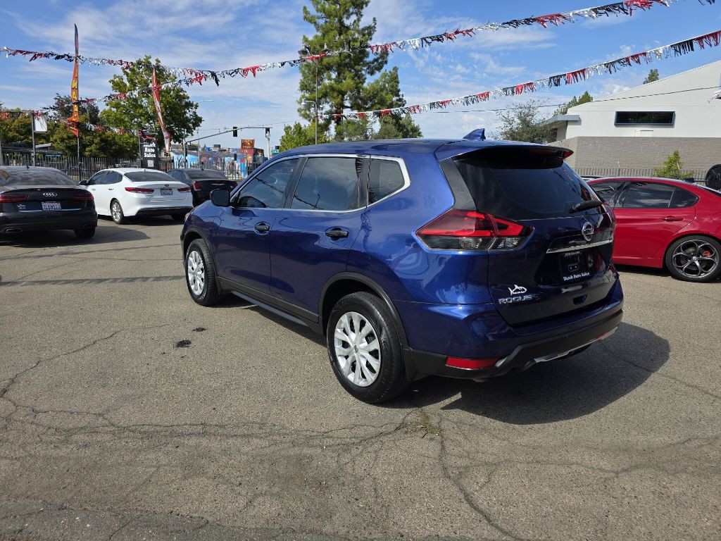 2018 Nissan Rogue Image 6