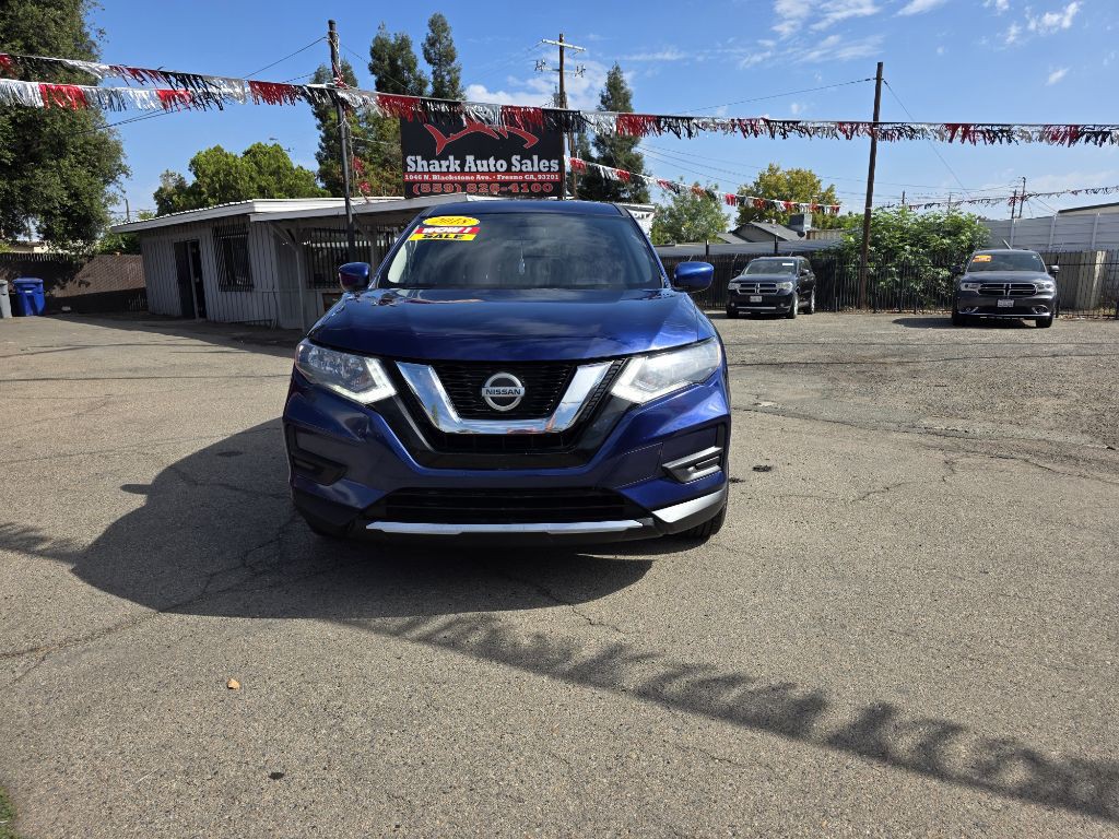 2018 Nissan Rogue Image 2