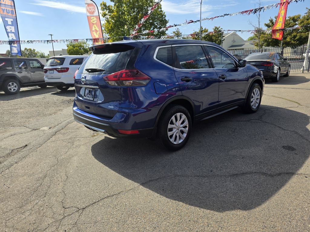 2018 Nissan Rogue Image 4