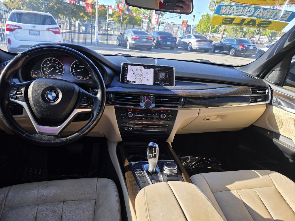 2017 BMW X5 Image 9