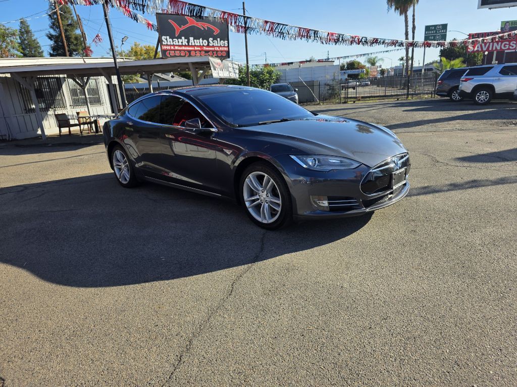 2014 Tesla Model S Image 3