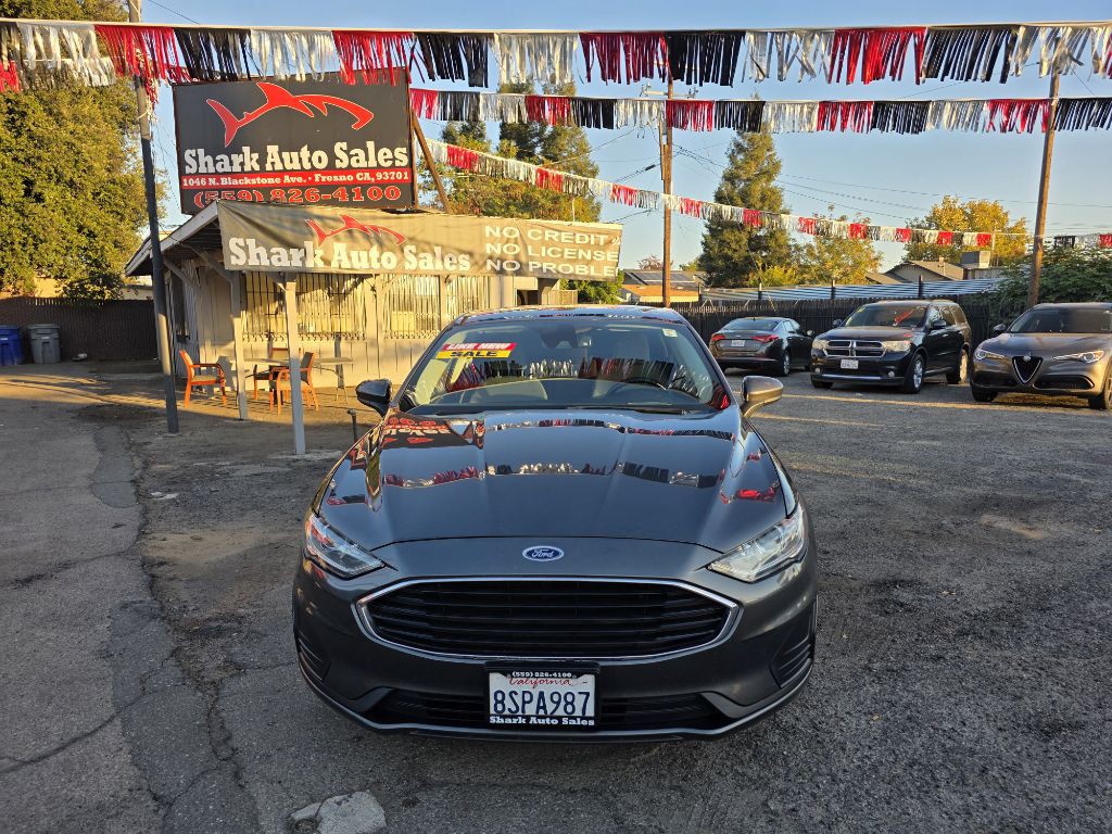 2020 Ford Fusion Image 2