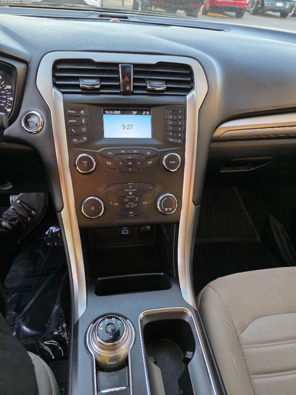 2020 Ford Fusion Image 10