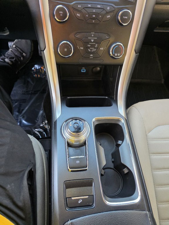 2020 Ford Fusion Image 11