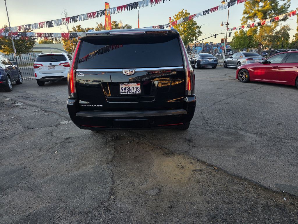 2015 Cadillac Escalade Image 5