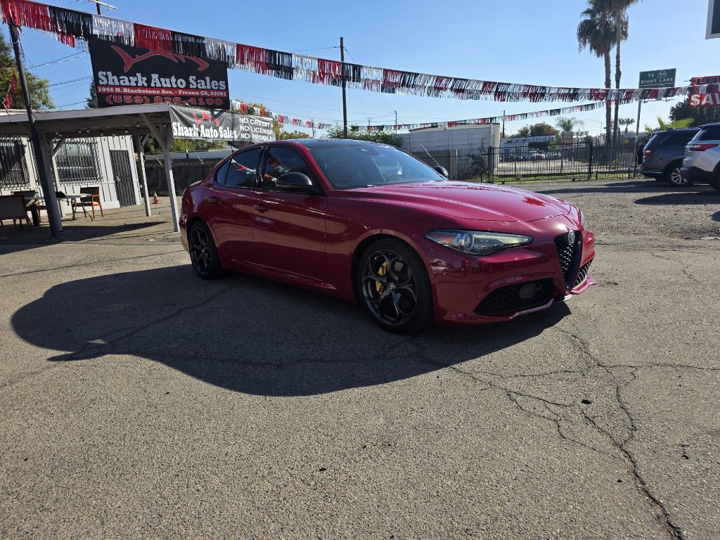 2020 Alfa Romeo Giulia Image 3