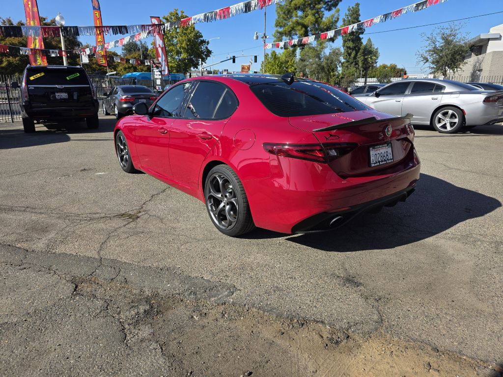 2020 Alfa Romeo Giulia Image 6