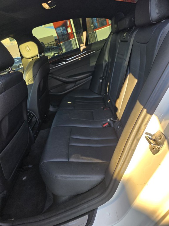 2018 BMW 5 Series Image 7