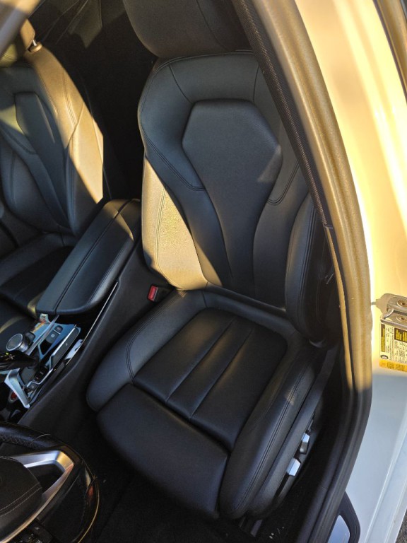 2018 BMW 5 Series Image 9