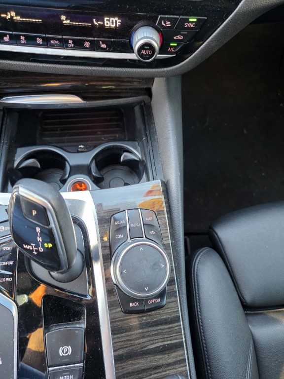 2018 BMW 5 Series Image 11