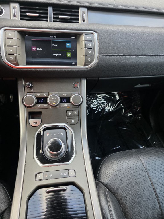 2018 Land Rover Range Rover Evoque Image 12