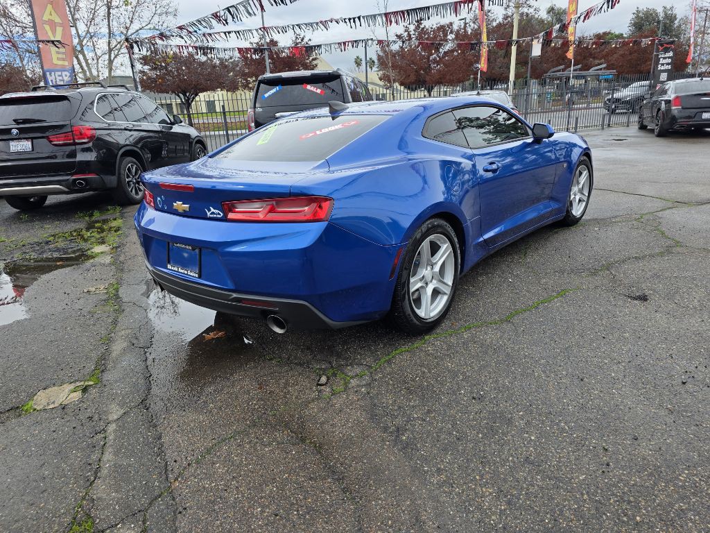 2018 Chevrolet Camaro Image 12