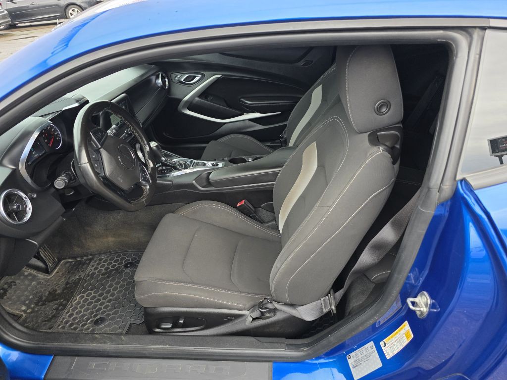 2018 Chevrolet Camaro Image 16