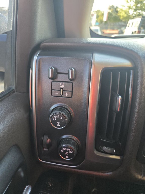 2017 Chevrolet Silverado 1500 Image 12