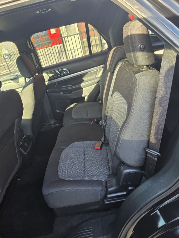 2018 Ford Explorer Image 13