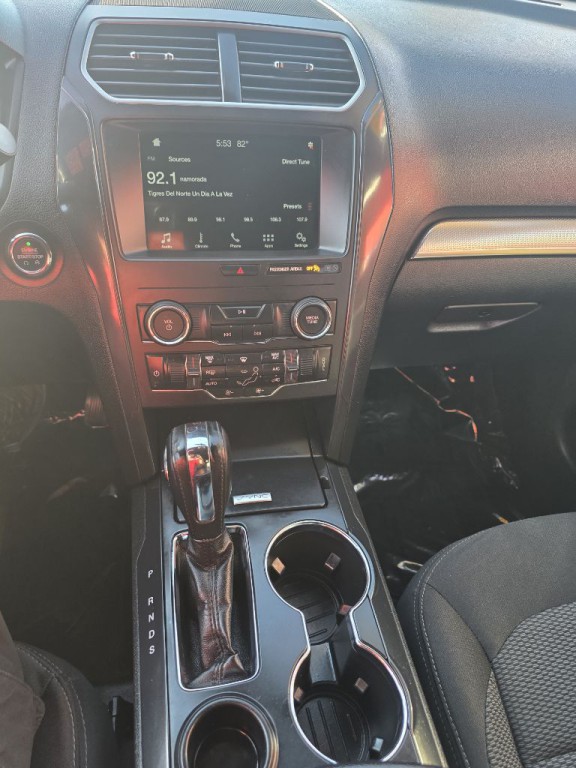 2018 Ford Explorer Image 17