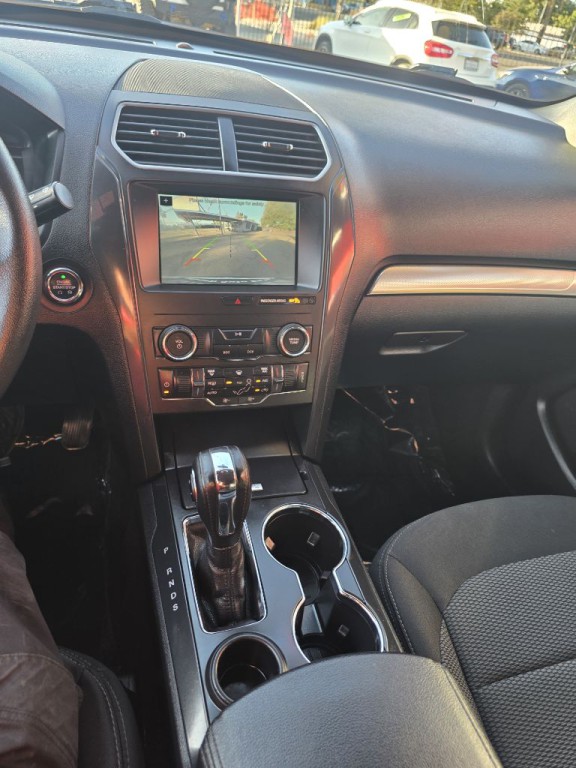 2018 Ford Explorer Image 19