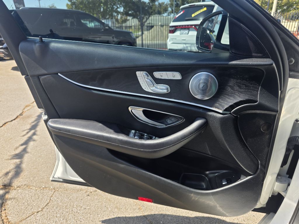 2018 Mercedes-Benz E-Class Image 8