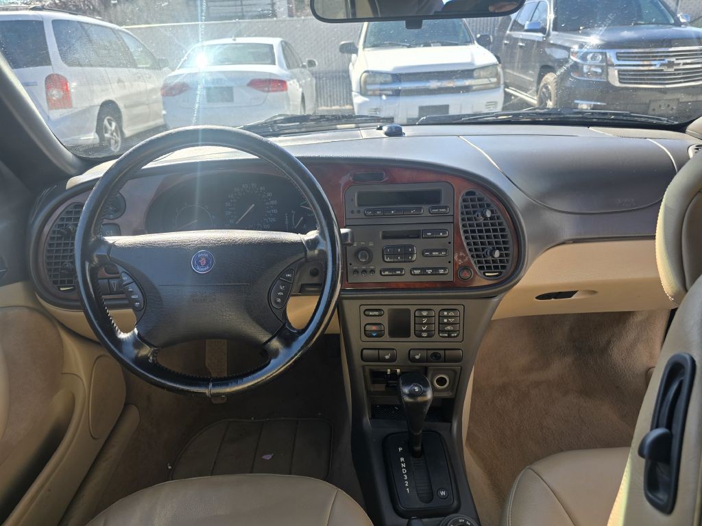 1999 Saab 9-3 Image 10