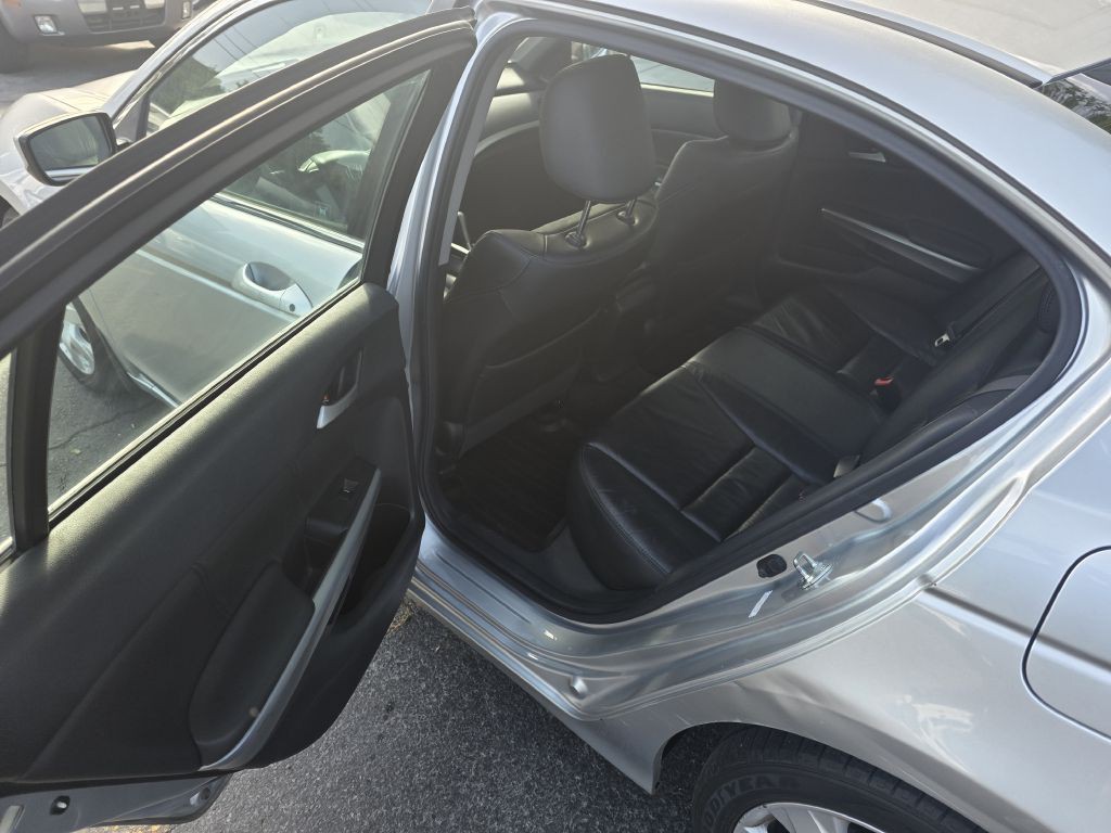 2009 Honda Accord Image 7