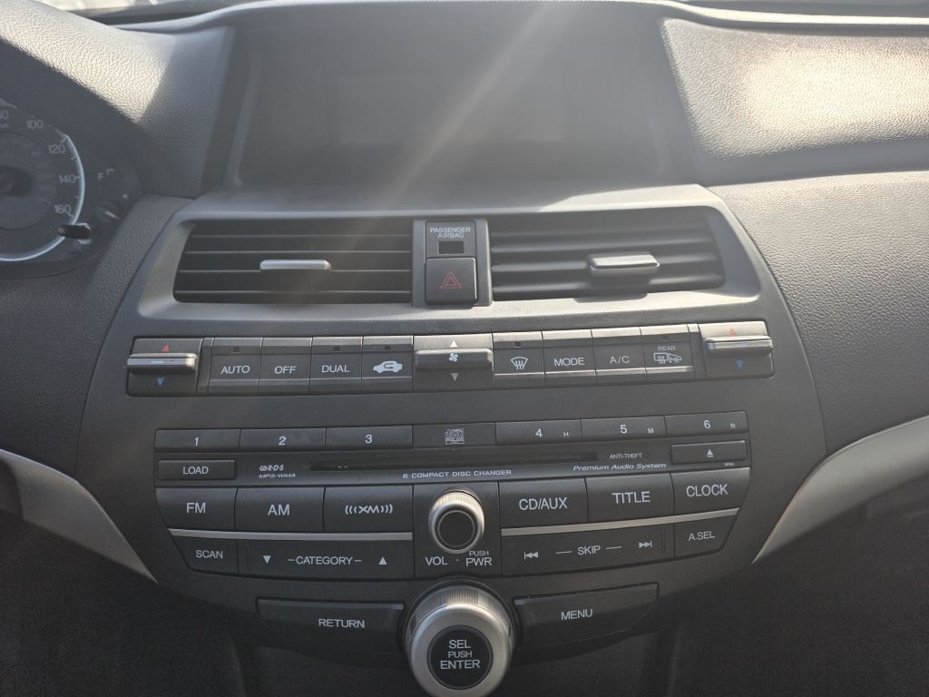 2009 Honda Accord Image 12