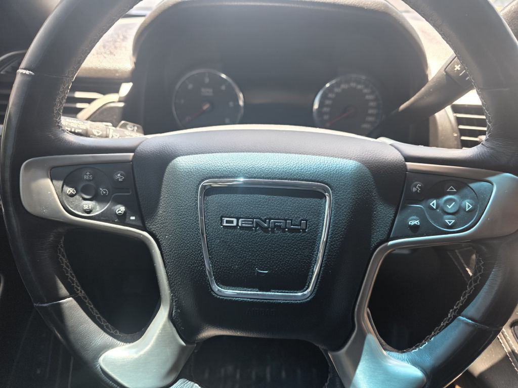 2018 GMC Yukon Image 12