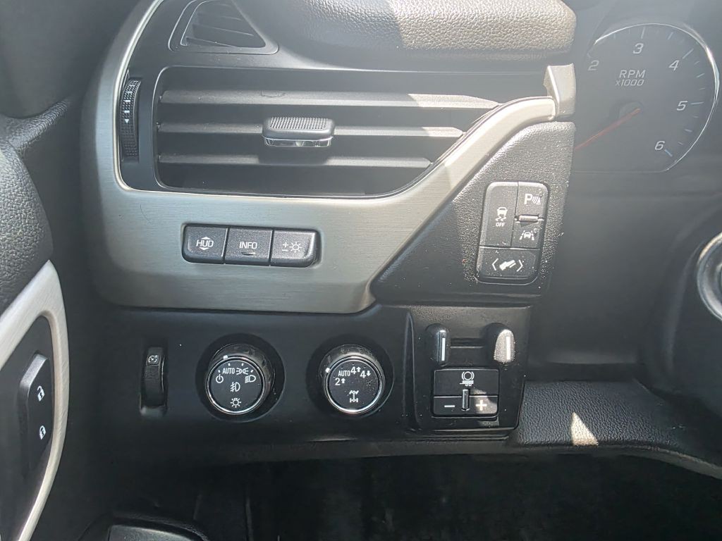 2018 GMC Yukon Image 13