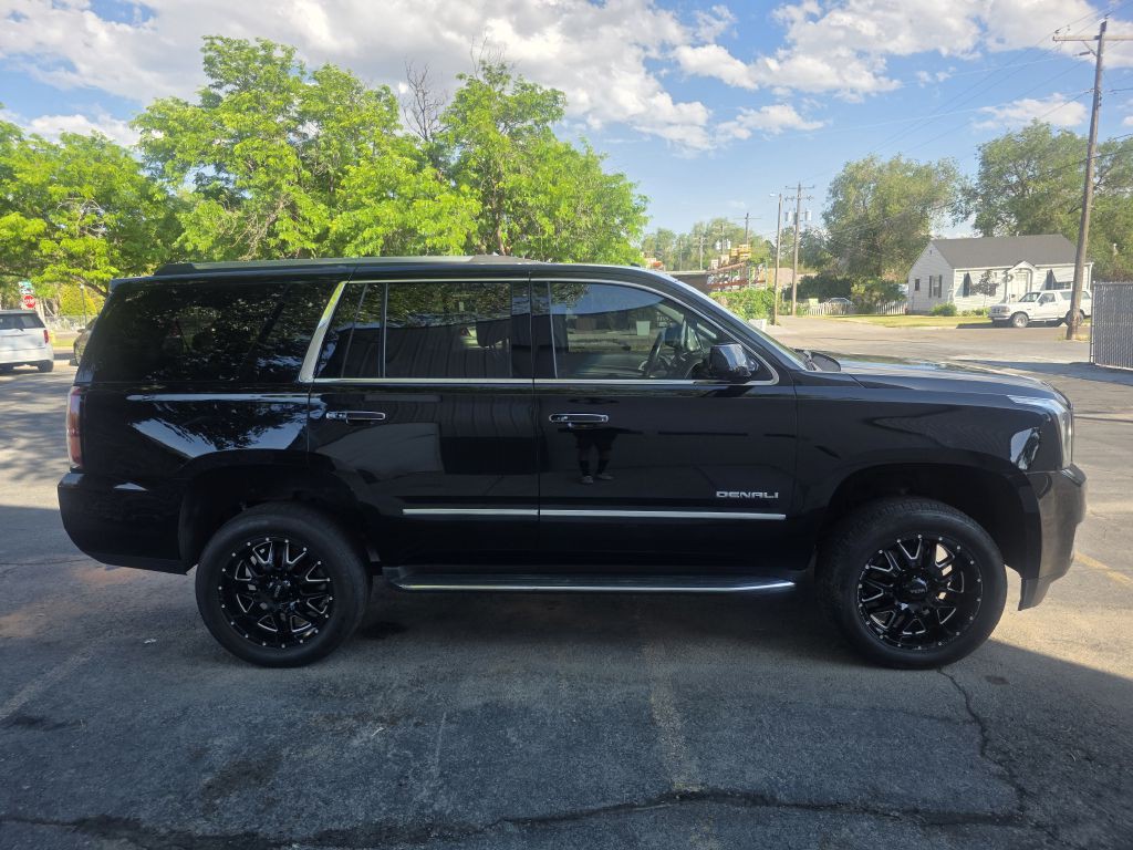 2018 GMC Yukon Image 3