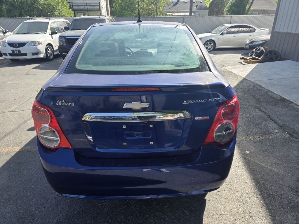 2014 Chevrolet Sonic Image 4