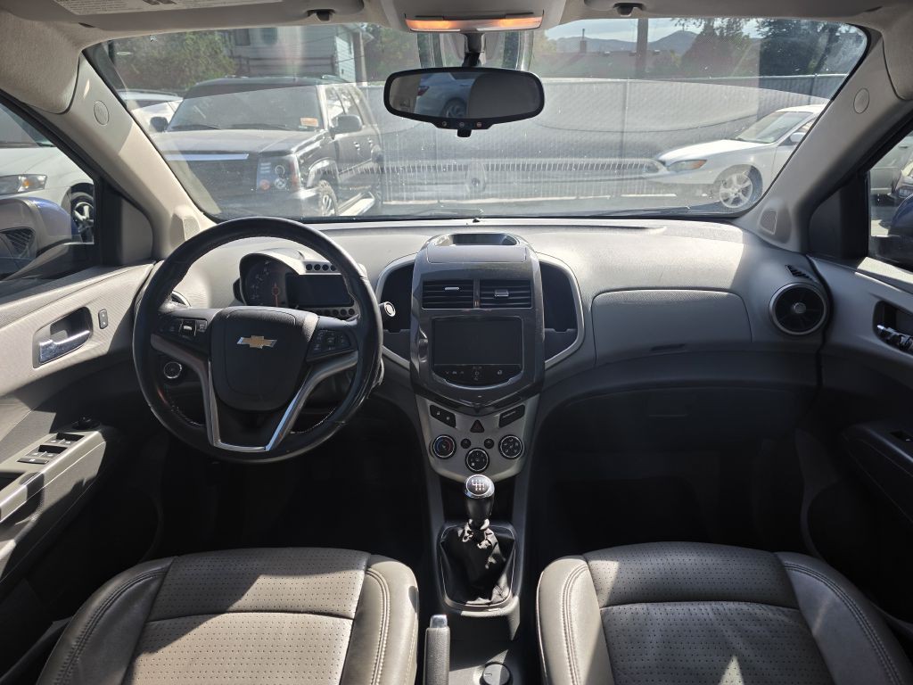 2014 Chevrolet Sonic Image 10