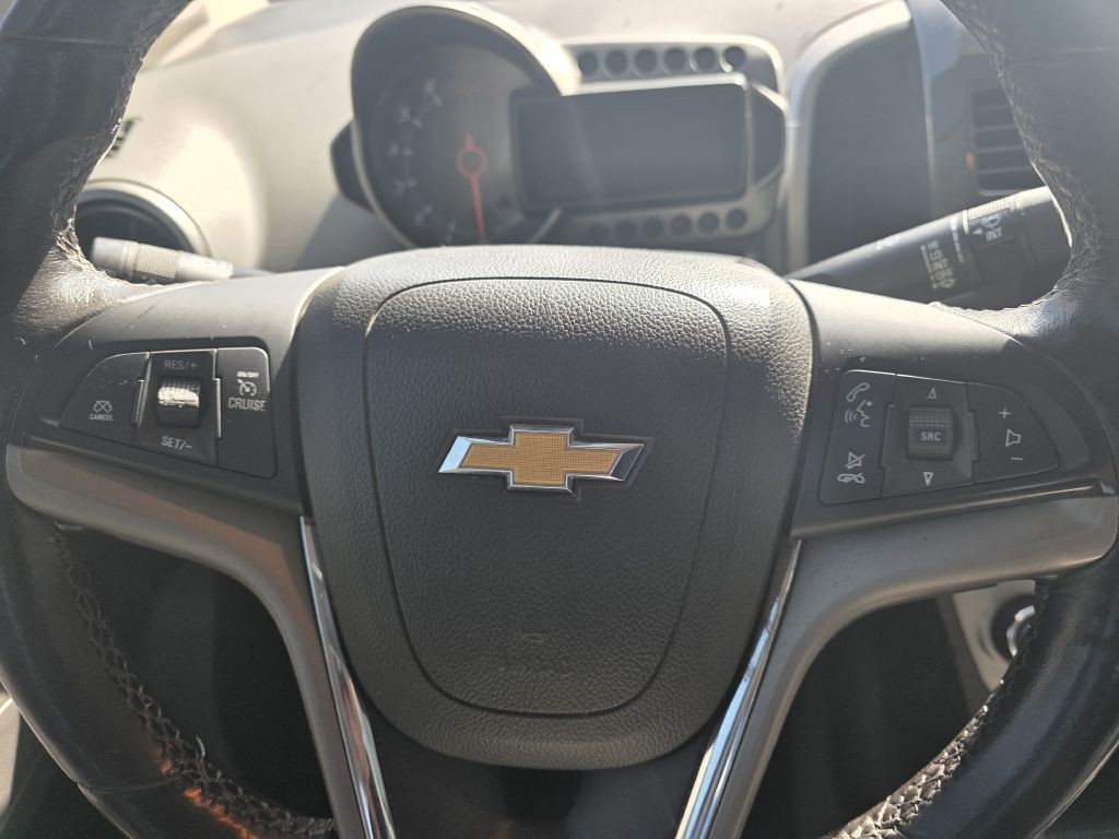 2014 Chevrolet Sonic Image 11