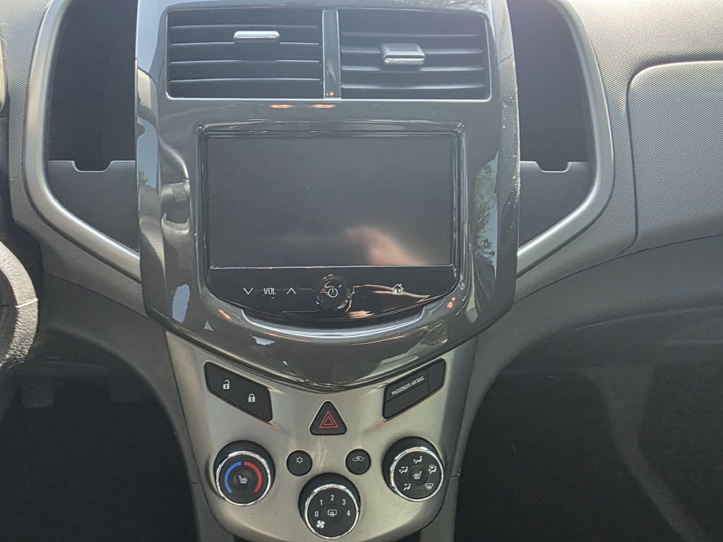 2014 Chevrolet Sonic Image 13
