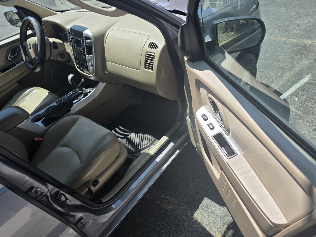 2007 Mercury Mariner Image 9