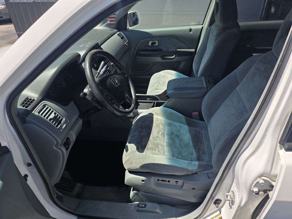 2004 Honda Pilot Image 5